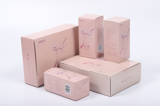 Un bon prix. Boîtier de cartes à jouer léger et poli en ligne