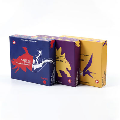 Un bon prix. Élégante boîte de rangement en or rectangulaire argentée protège les composants du jeu Capacité personnalisée en ligne